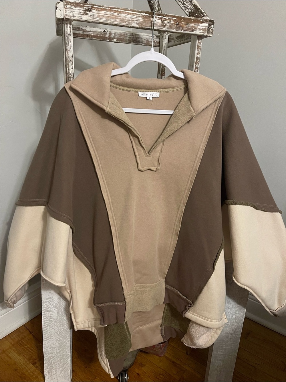 AEMI+CO Neutral Colorblock Oversized Pullover With Fleece Lining